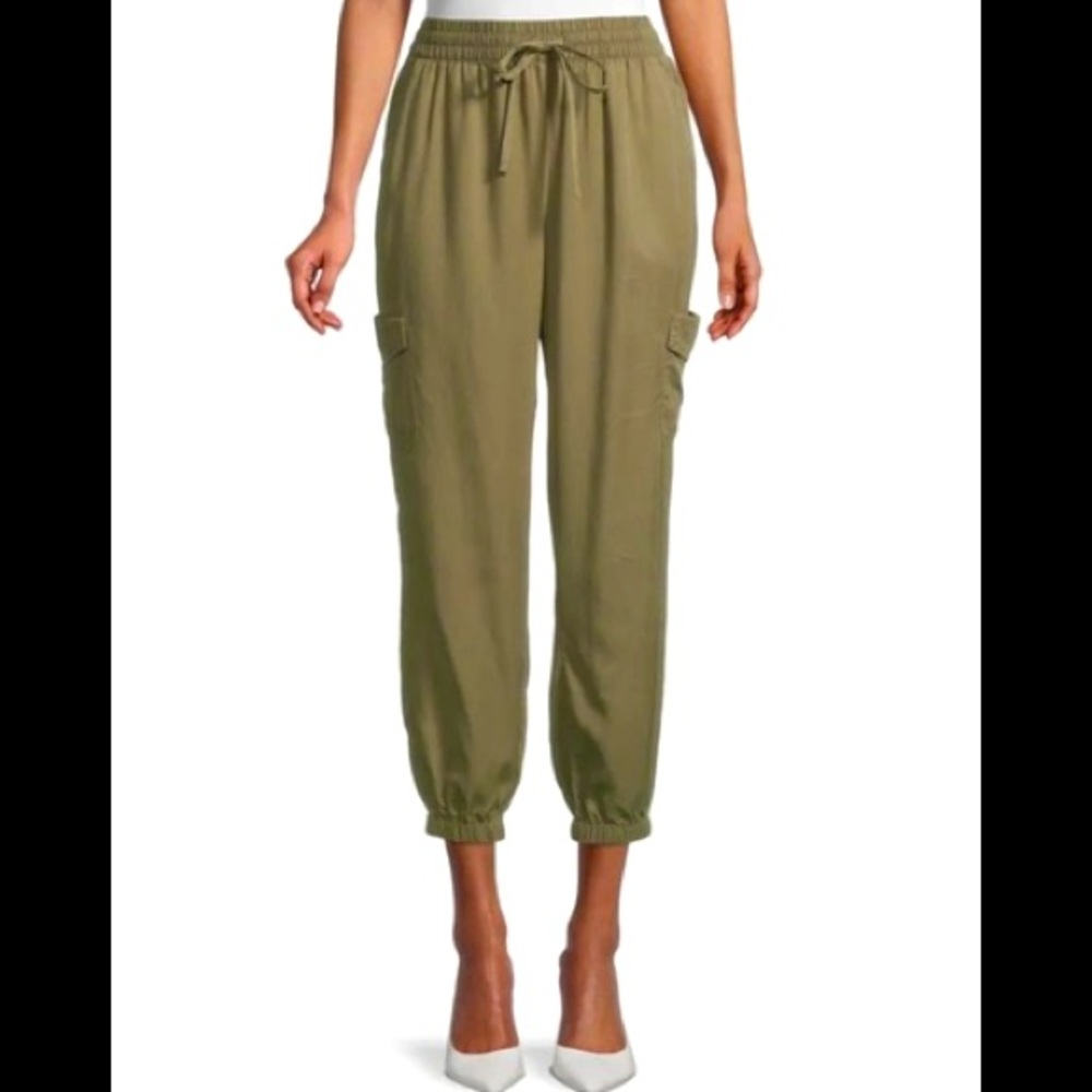 Laundry by Shelly Segal Soft Cargo Lounge Athleisure Cropped Joggers/ Pants